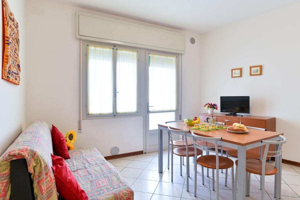 Apartamento Stella D'Oro Caorle Exterior foto