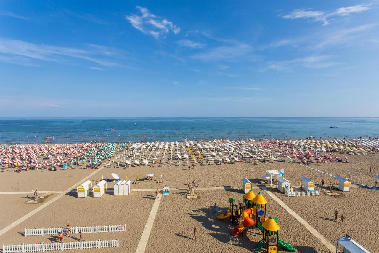 Apartamento Stella D'Oro Caorle Exterior foto